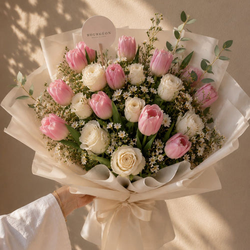 Blush d'Amour pink tulip and rose bouquet Bahrain - Bourgéon flower delivery